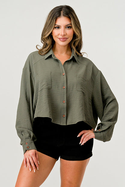 Women's Oversized Button-Up Shirt - Casual and Stylish Cropped Top